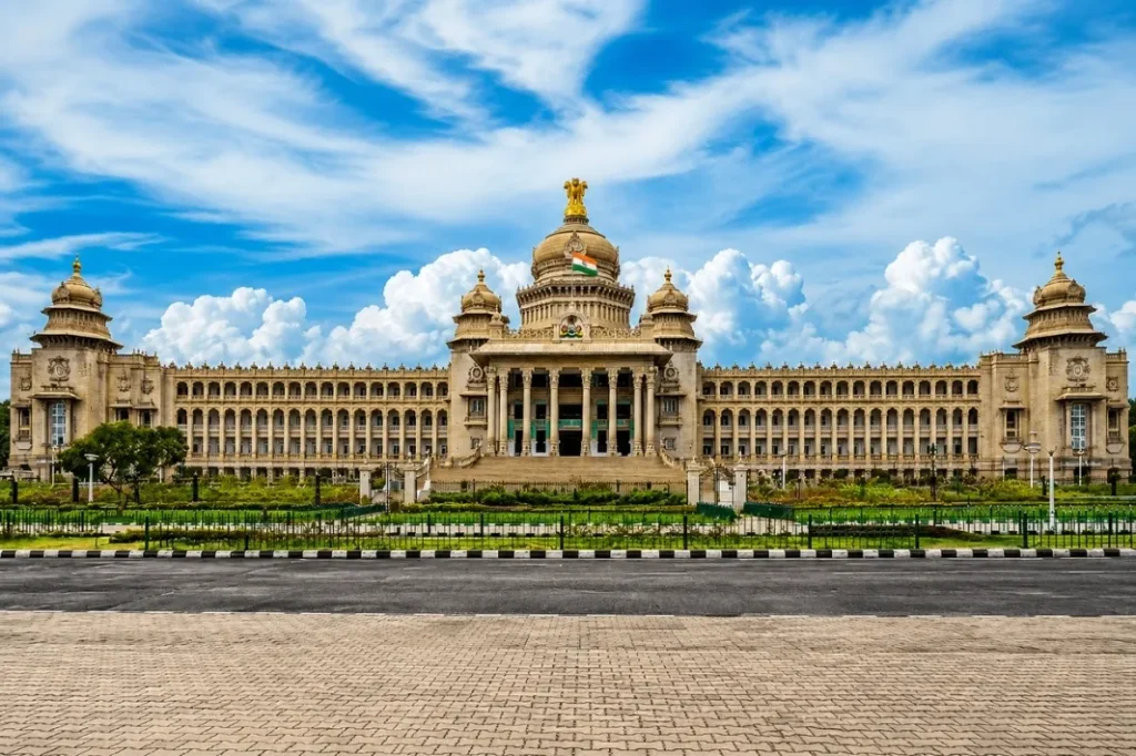 Vidhana Soudha, the iconic landmark of Bengaluru, Karnataka, representing the location of Skinaa Clinic Bengaluru branch for advanced skin, hair and aesthetic treatments.